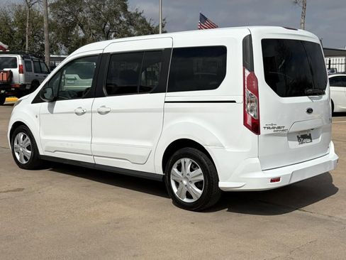Used 2015 Ford Transit Connect XLT image 3