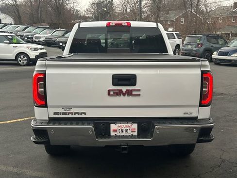 Used 2018 GMC Sierra 1500 SLT image 6