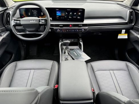 New 2026 Kia Sorento S w/ S Panoramic Sunroof Package image 9