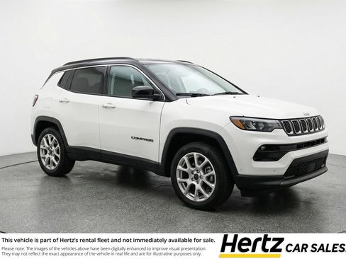 Used 2025 Jeep Compass Limited AWD/4WD image 1