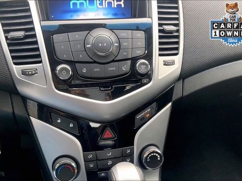 Used 2014 Chevrolet Cruze LT image 32