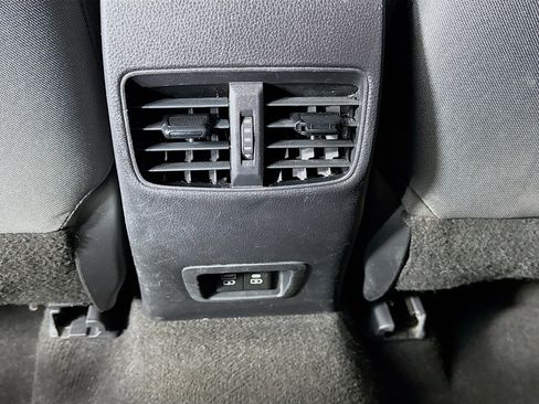Certified 2022 Toyota Corolla Cross LE AWD/4WD image 24