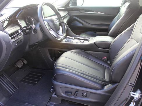 Used 2025 INFINITI QX60 Pure AWD/4WD image 11