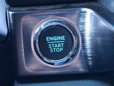 Used 2024 Ford F350 Lariat w/ Chrome Package image 25