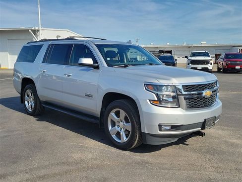 Used 2019 Chevrolet Suburban LT w/ Texas Edition Package image 8