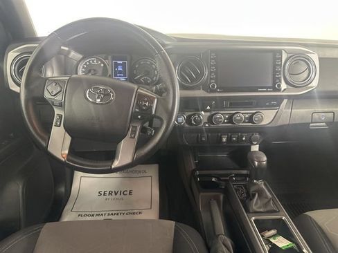 Used 2023 Toyota Tacoma TRD Sport AWD/4WD image 21