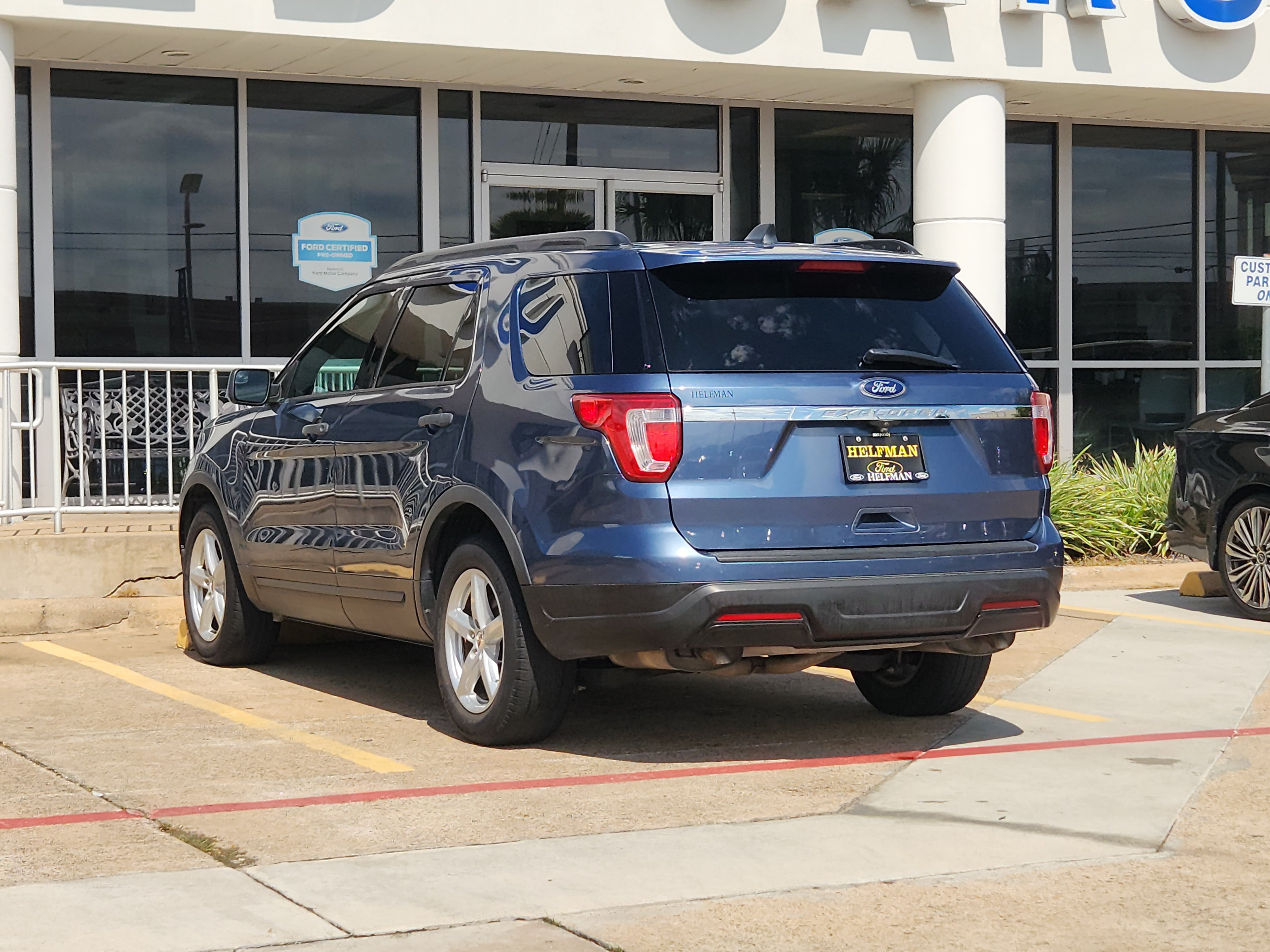 Used 2018 Ford Explorer FWD image 4