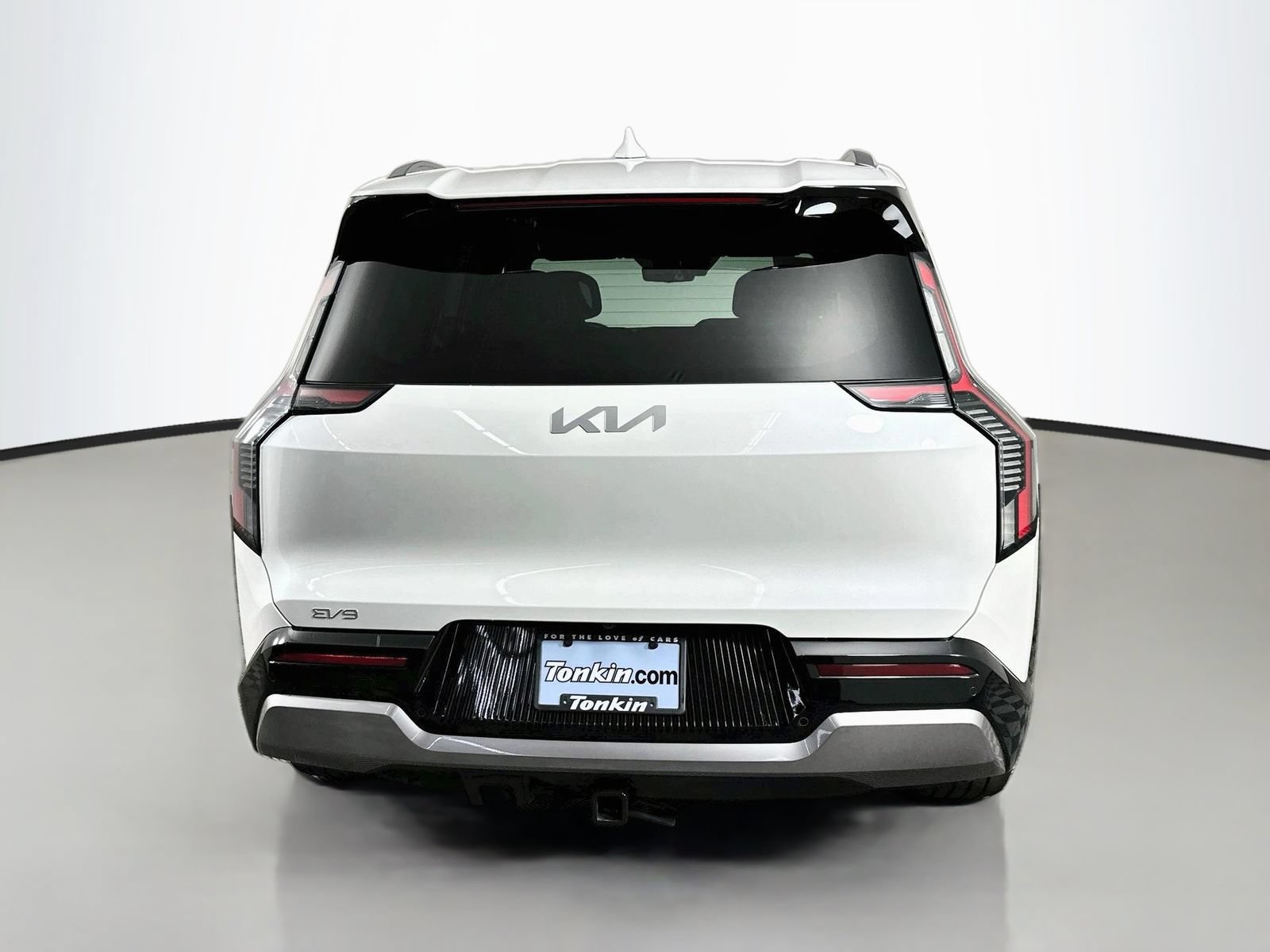 Used 2024 Kia EV9 Land w/ Towing Package AWD/4WD image 6
