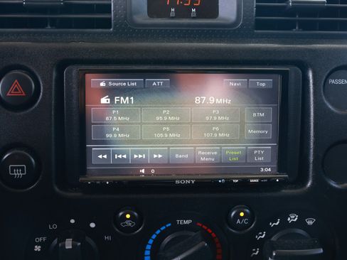 Used 2010 Toyota FJ Cruiser 4WD image 37