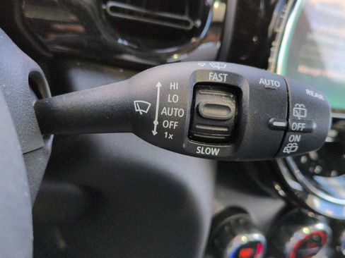 Certified 2024 MINI Cooper 4-Door Hardtop FWD image 28