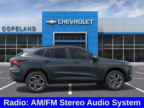 New 2026 Chevrolet Trax LT w/ Driver Confidence Package FWD image 6