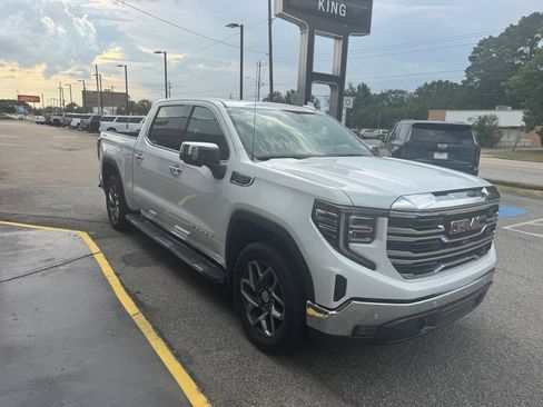 Used 2025 GMC Sierra 1500 SLT w/ SLT Premium Plus Package AWD/4WD image 8
