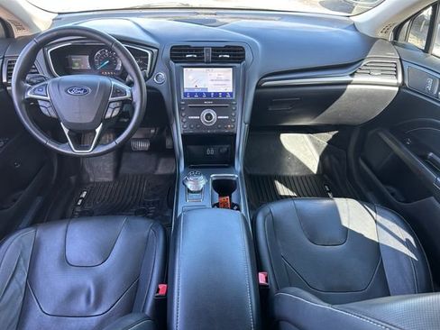 Used 2019 Ford Fusion Titanium FWD image 32
