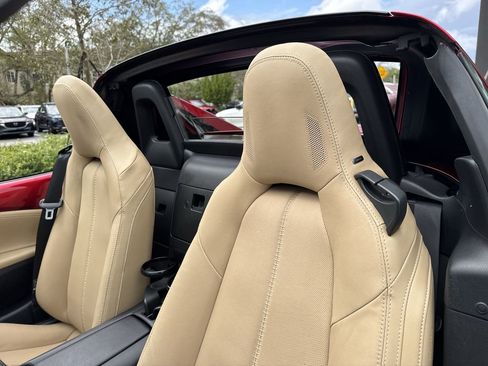 Used 2020 MAZDA MX-5 Miata RF Grand Touring image 42