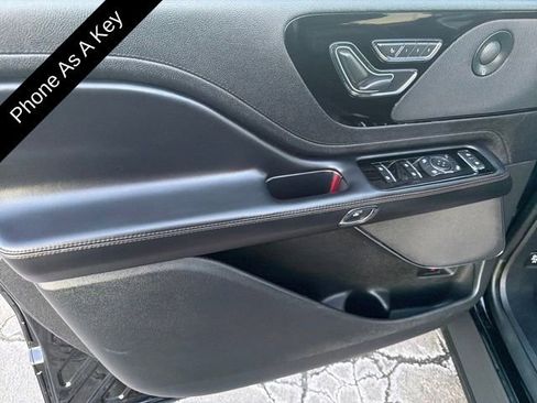 Used 2023 Lincoln Aviator Reserve w/ Equipment Group 201A image 15