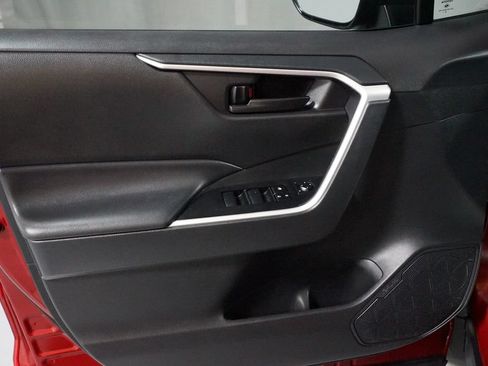 Certified 2024 Toyota RAV4 LE FWD image 28