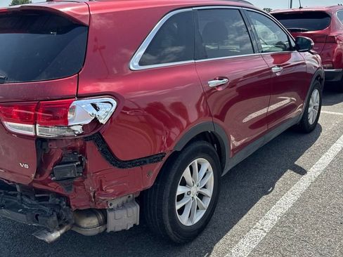Used 2018 Kia Sorento FWD V6 w/ LX V6 Convenience Package image 9