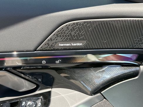 New 2027 BMW 550e xDrive AWD/4WD image 15