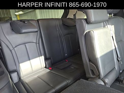 Used 2023 INFINITI QX60 Luxe w/ Performance Audio Package FWD image 9