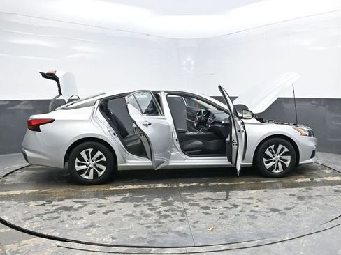 Used 2021 Nissan Altima 2.5 S image 39