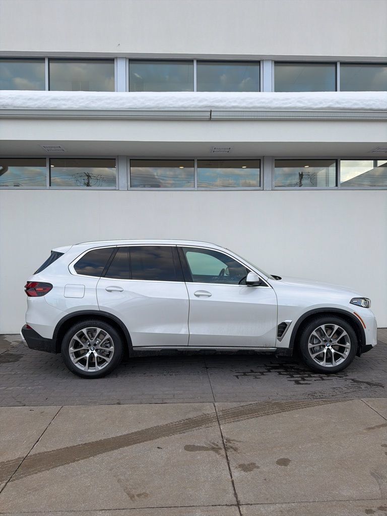 New 2026 BMW X7 M60i AWD/4WD image 55
