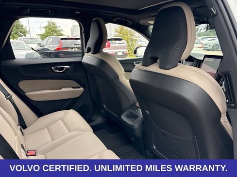 Used 2026 Volvo XC60 B5 Plus AWD/4WD image 12