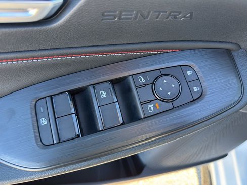 New 2026 Nissan Sentra SR w/ Floor Mat Package FWD image 12