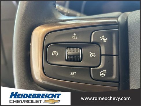 Used 2023 Chevrolet Tahoe High Country w/ Premium Package AWD/4WD image 20