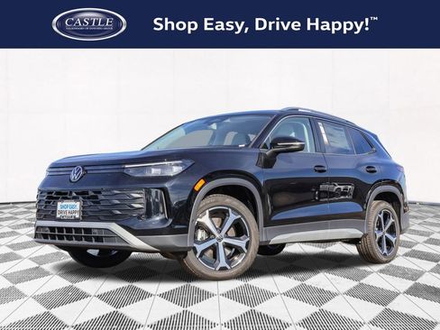 New 2025 Volkswagen Tiguan SE image 1