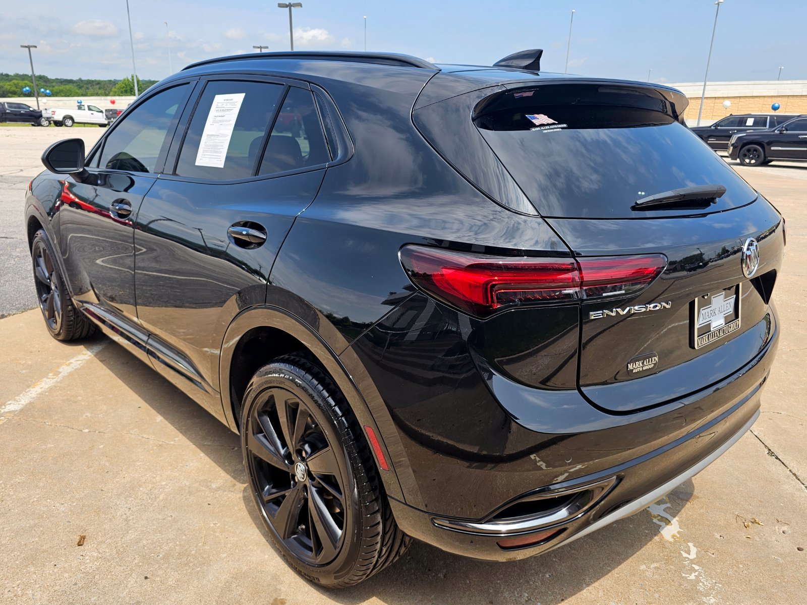 Used 2023 Buick Envision Essence w/ Sport Touring Package FWD image 6