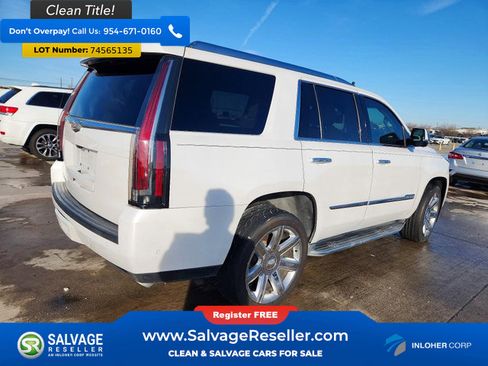 Used 2017 Cadillac Escalade Luxury image 4