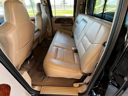 Used 2002 Ford F350 Lariat AWD/4WD image 16