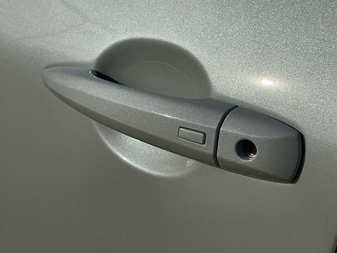 New 2026 Nissan Rogue SV image 9