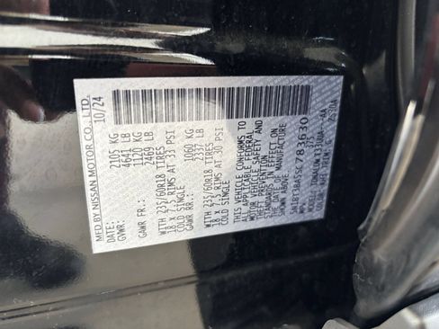 Used 2025 Nissan Rogue SV FWD image 30