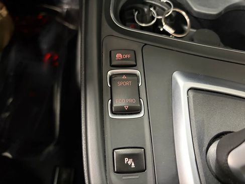 Used 2017 BMW 320i xDrive Sedan image 44