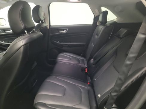 Used 2017 Ford Edge Titanium w/ Equipment Group 302A image 18