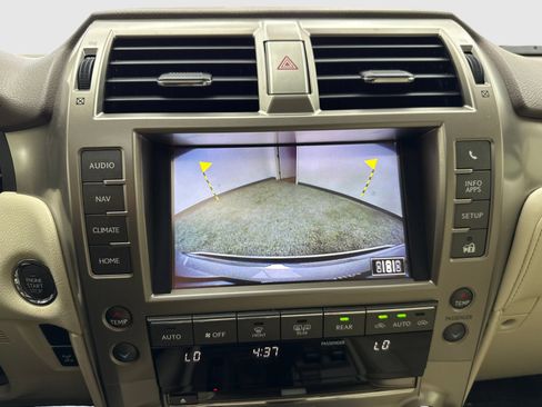 Used 2015 Lexus GX 460 Luxury AWD/4WD image 29