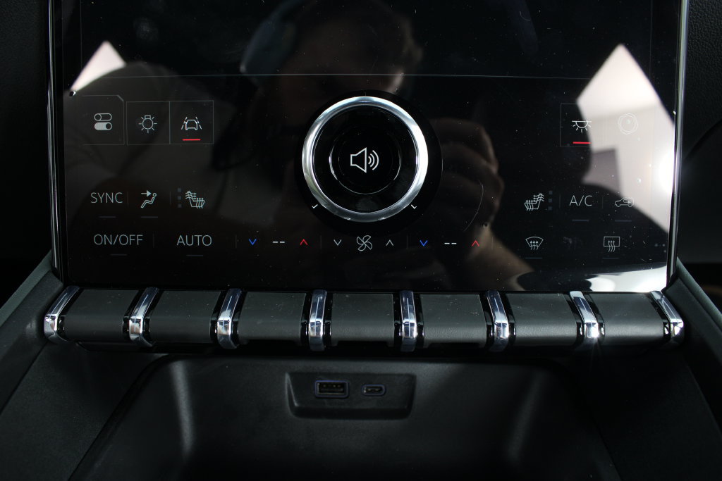 New 2027 GMC Terrain AT4 AWD/4WD image 6