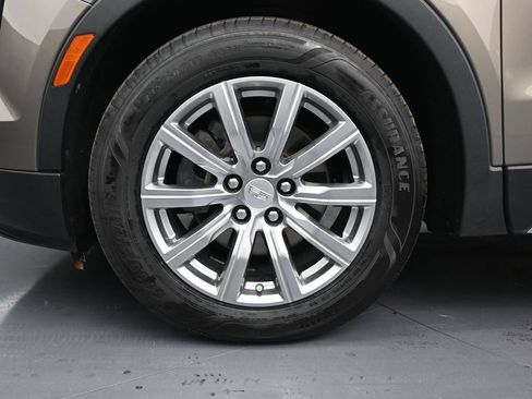 Used 2020 Cadillac XT4 Premium Luxury FWD image 9