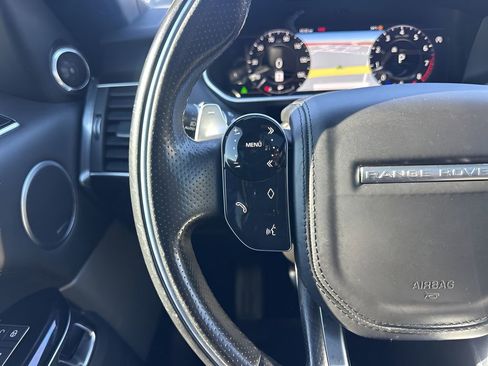 Used 2018 Land Rover Range Rover Sport HSE Dynamic image 17