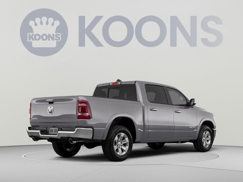 Used 2022 RAM 1500 Laramie w/ Sport Appearance Package AWD/4WD image 4