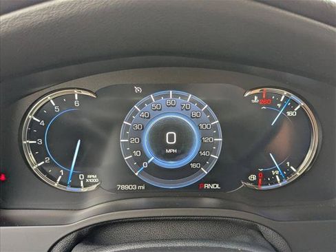 Used 2017 Cadillac Escalade Luxury RWD image 8