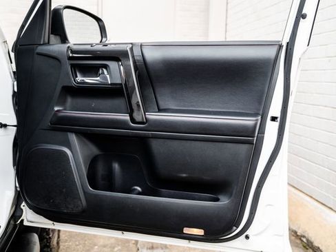 Used 2016 Toyota 4Runner TRD Pro image 84