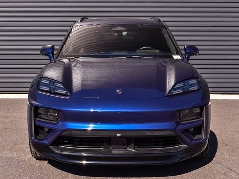 Certified 2025 Porsche Macan Turbo Electric image 35