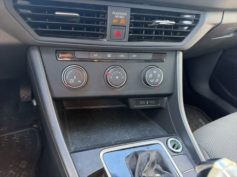 Used 2021 Volkswagen Jetta S w/ Driver Assistance Package image 12