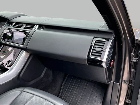 Used 2019 Land Rover Range Rover Sport Supercharged AWD/4WD image 19