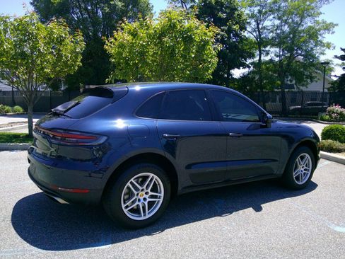 Used 2019 Porsche Macan AWD/4WD image 7