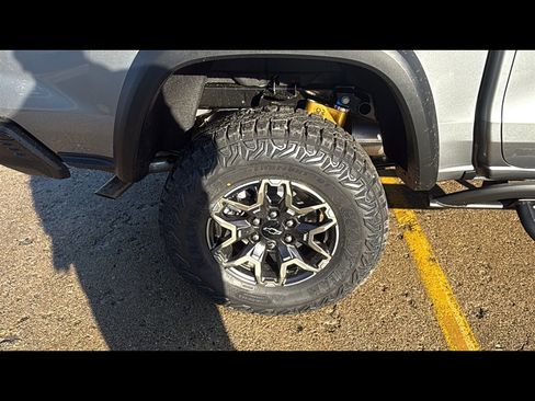 New 2026 Chevrolet Colorado ZR2 w/ Technology Package image 30