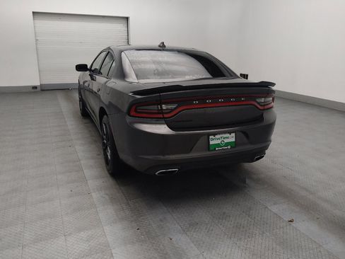 Used 2017 Dodge Charger SXT w/ Blacktop Package image 5