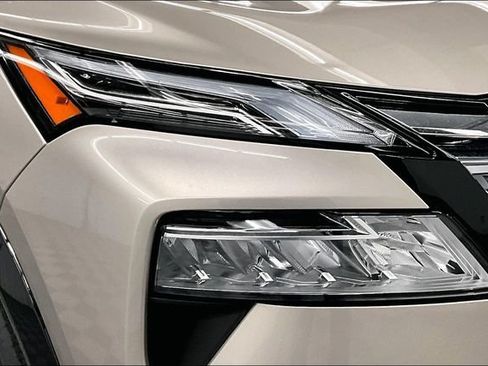 New 2026 Nissan Rogue Platinum AWD/4WD image 15